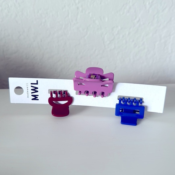 Madewell - Three-Pack MWL (Re)Sourced Mini Claw Hair Clips - Picture 3 of 3